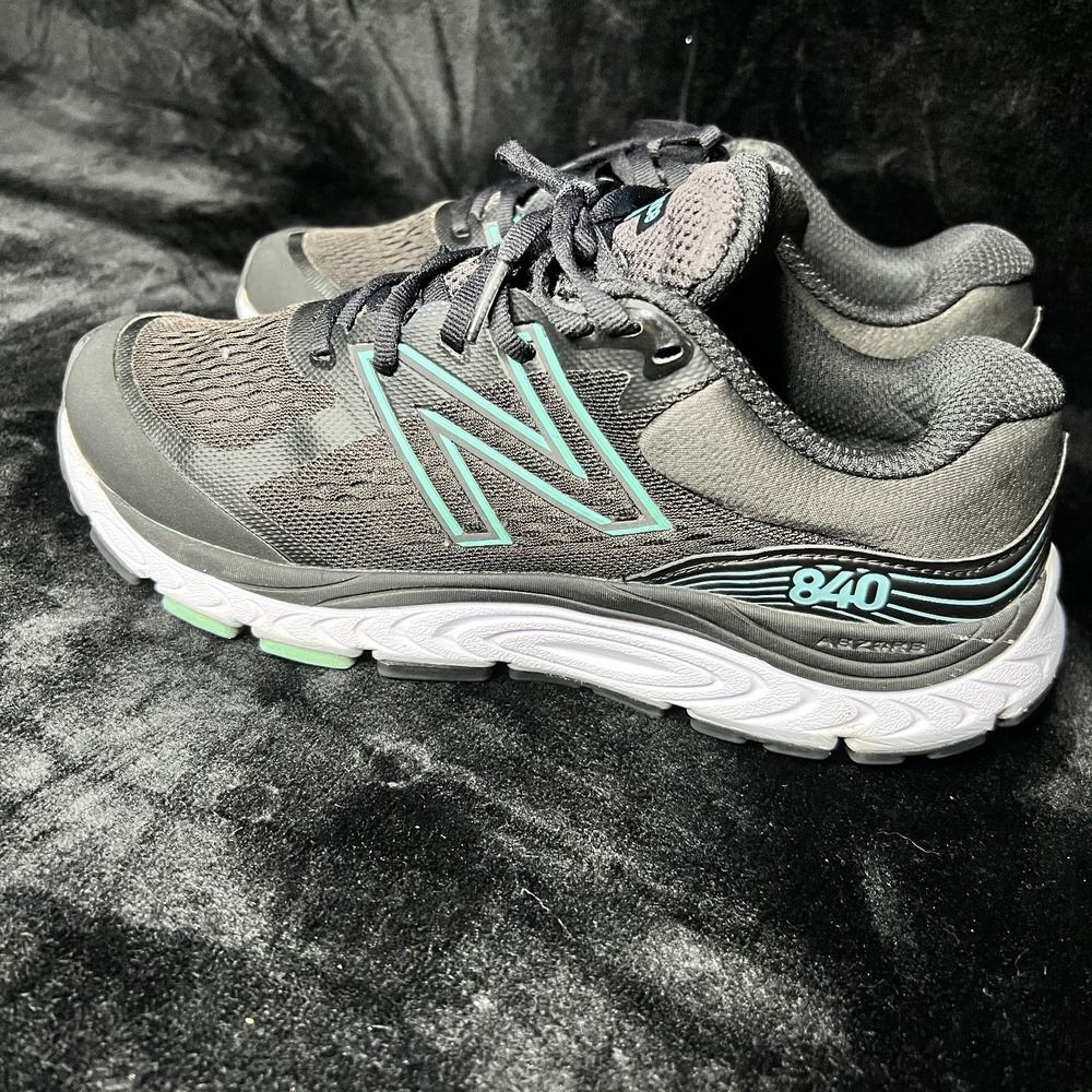 New Balance 840v5 W840BM5 Womens 9.5 Running Shoes Black Storm Blue Mesh Sneaker